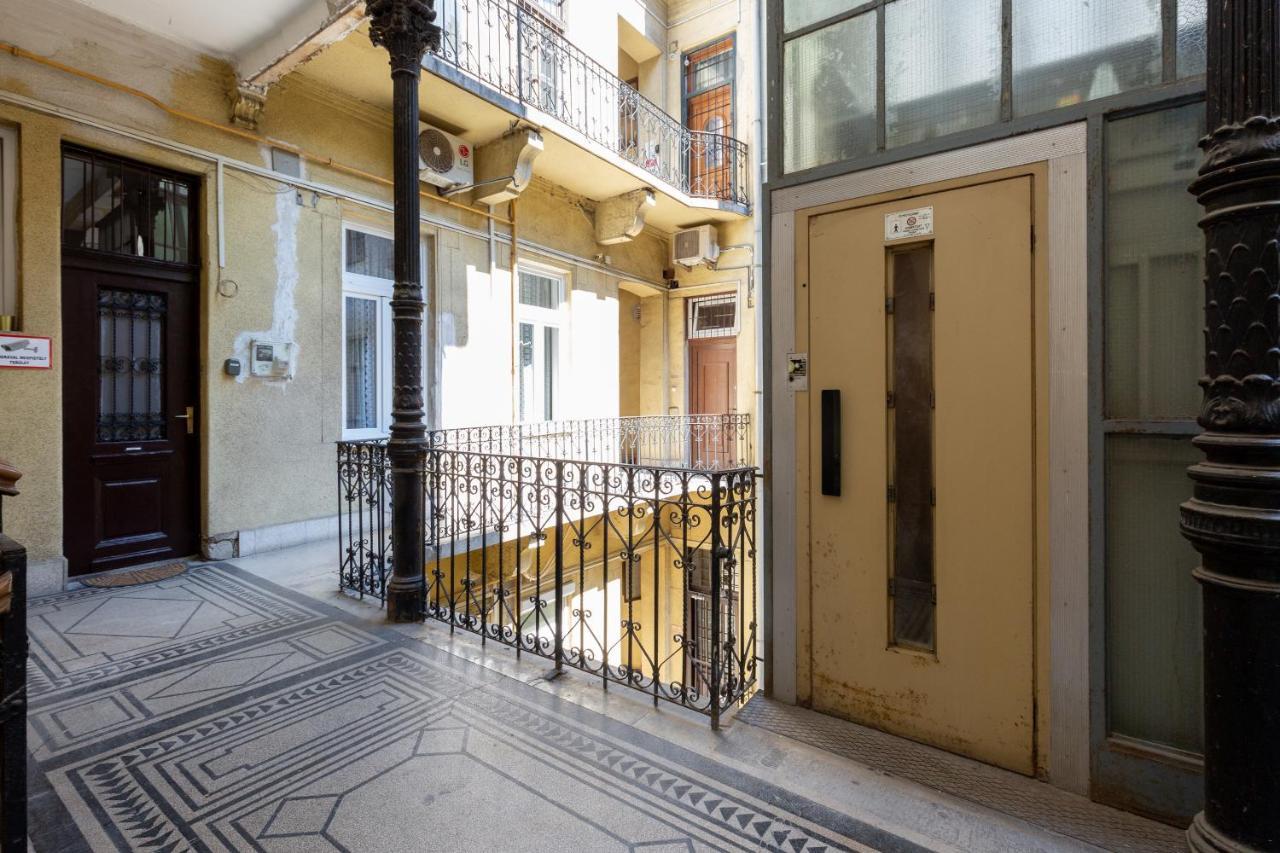 Bien Apartment Budapest Bagian luar foto